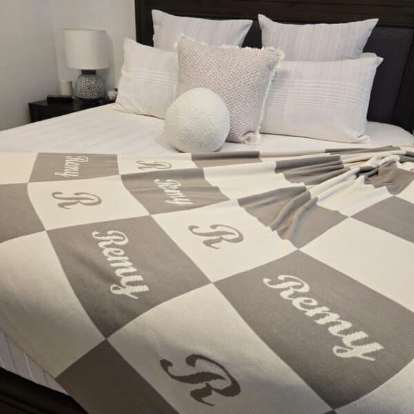 Twin-Bed Twin-Bed